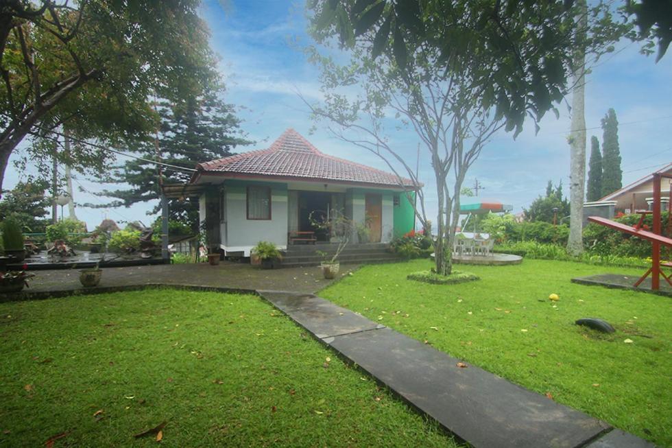Hotel Villa Rawa Pening Pratama By Aparian Bandungan Extérieur photo