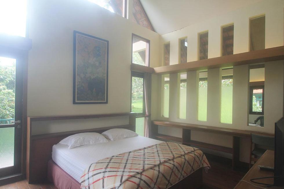 Hotel Villa Rawa Pening Pratama By Aparian Bandungan Extérieur photo