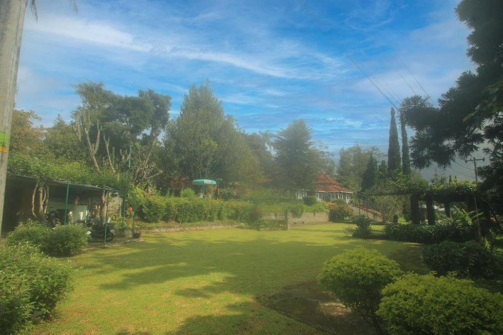 Hotel Villa Rawa Pening Pratama By Aparian Bandungan Extérieur photo