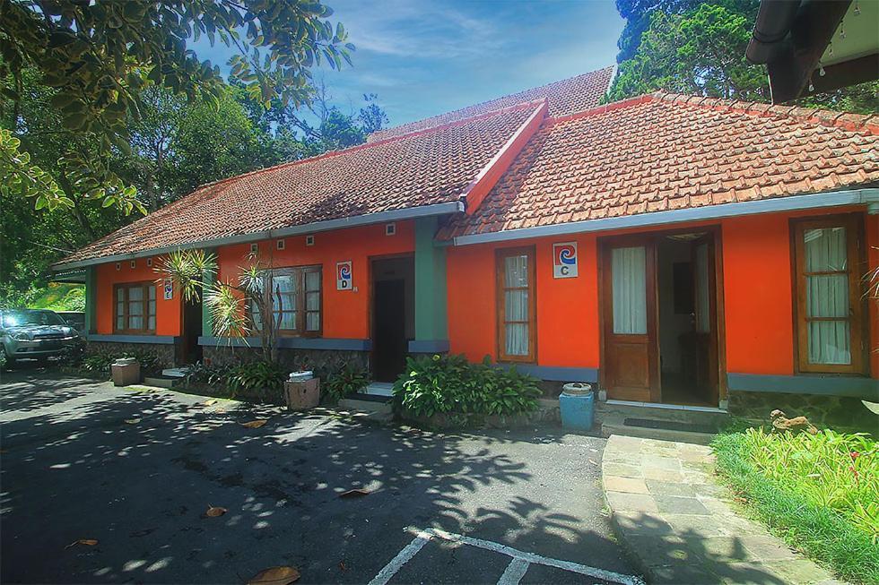 Hotel Villa Rawa Pening Pratama By Aparian Bandungan Extérieur photo