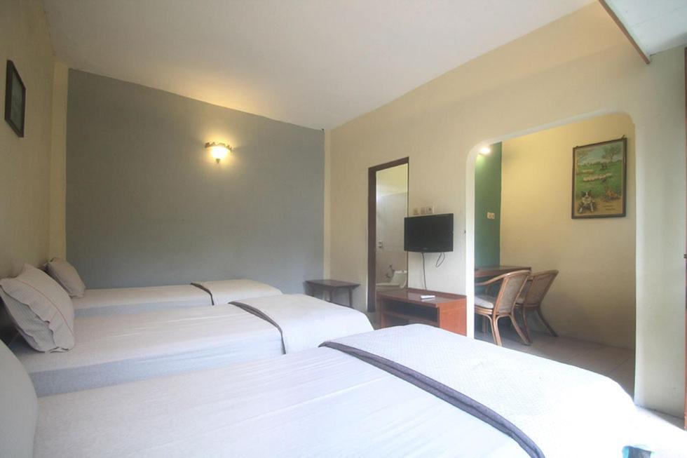 Hotel Villa Rawa Pening Pratama By Aparian Bandungan Extérieur photo