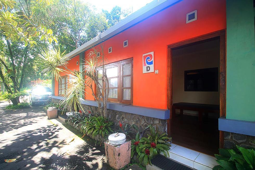Hotel Villa Rawa Pening Pratama By Aparian Bandungan Extérieur photo